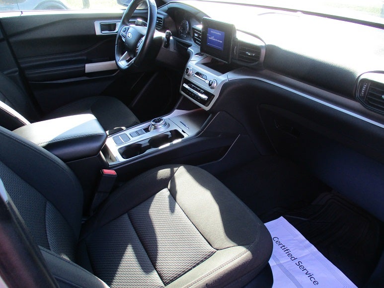 2022 Ford Explorer XLT RWD