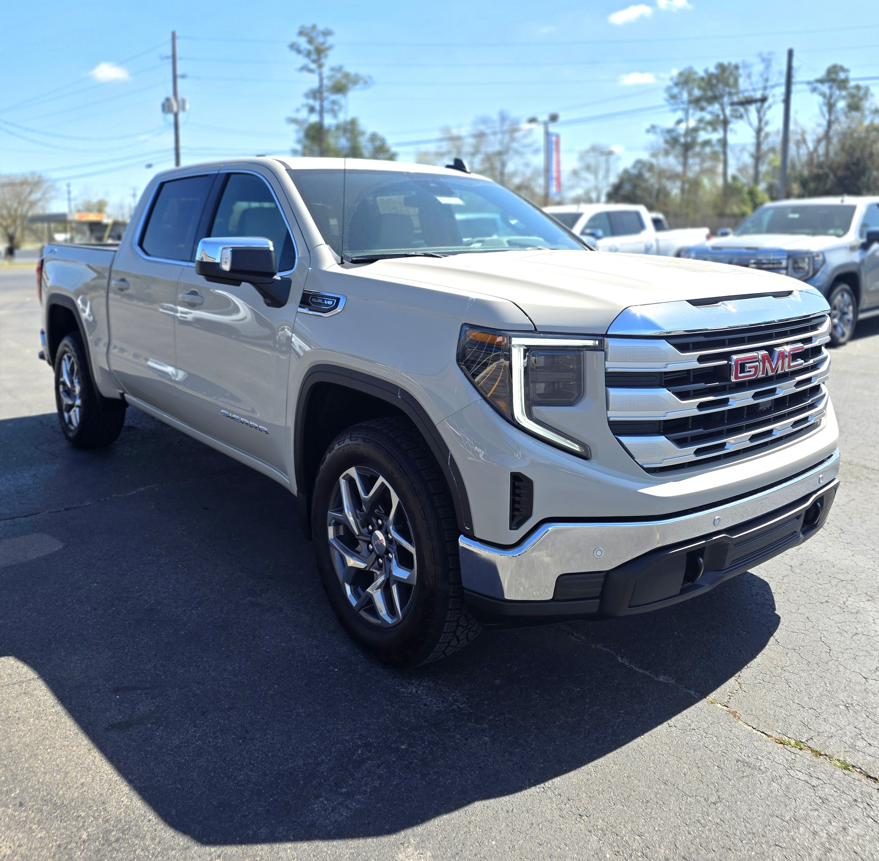 2026 GMC Sierra 1500 SLE