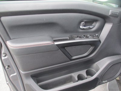 2023 Nissan Titan 4x4 Crew Cab S