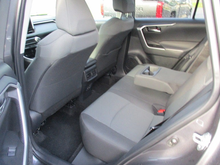 2024 Toyota RAV4 XLE FWD (GS)