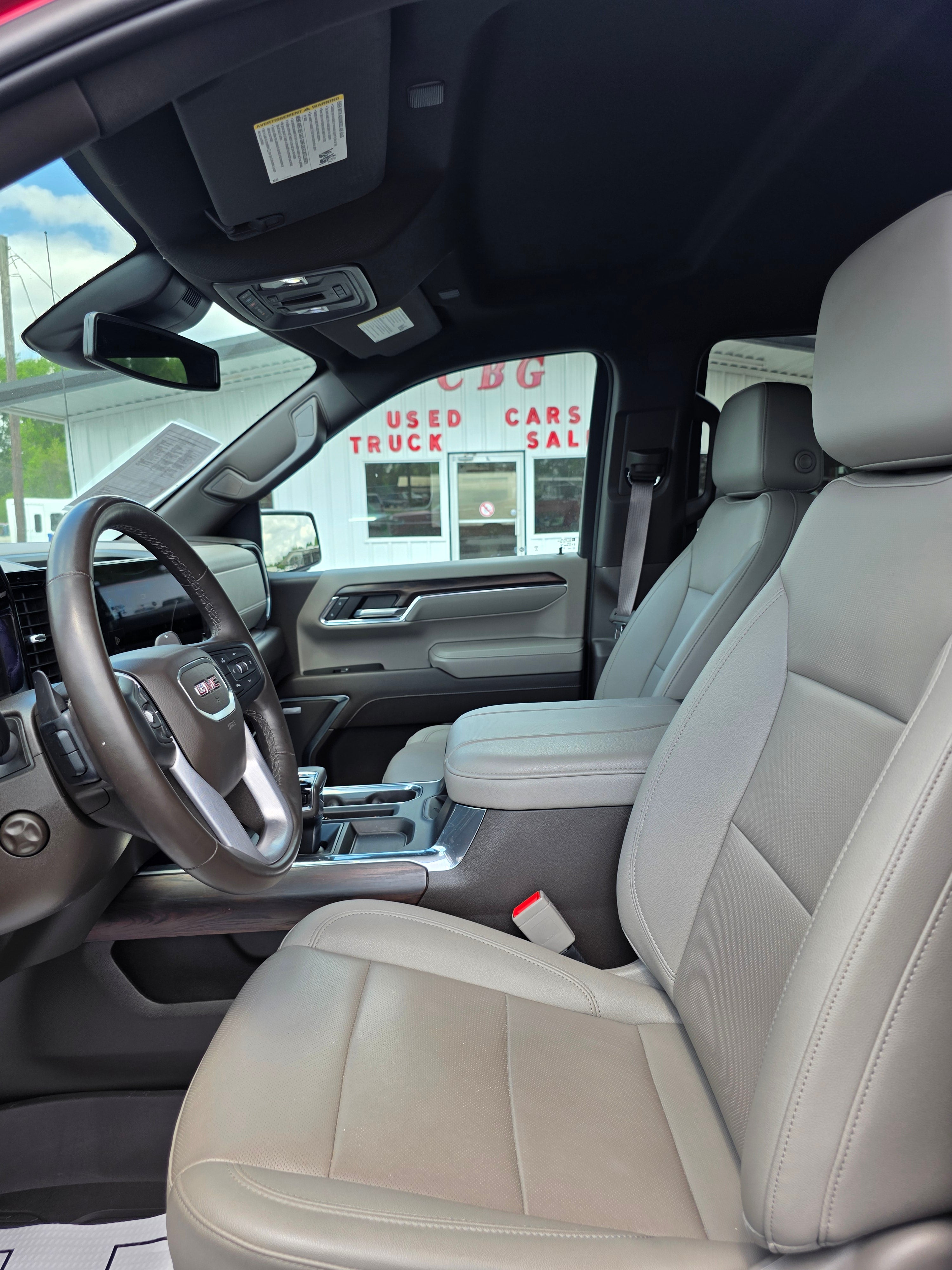 2023 GMC Sierra 1500 Crew Cab Short Box 4-Wheel Drive SLT