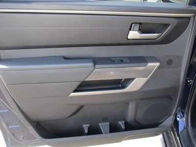 2023 Toyota Tundra 4WD 4WD SR5 CrewMax 5.5' Bed (SE)