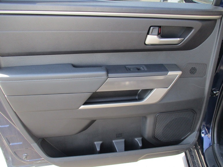 2023 Toyota Tundra 4WD 4WD SR5 CrewMax 5.5' Bed (SE)